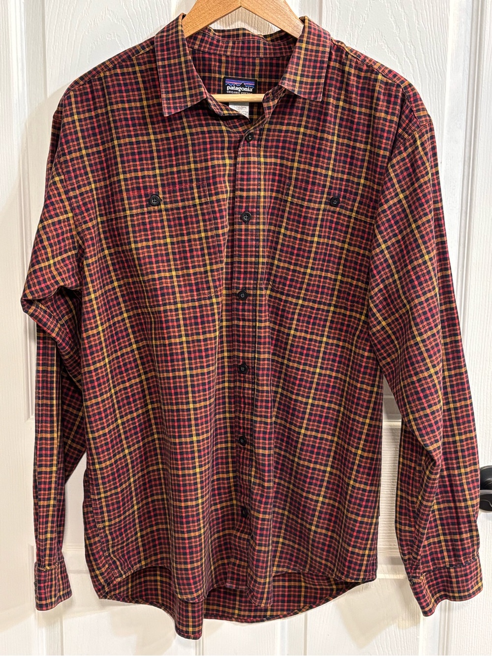 Patagonia Men's Plaid Button Down Size Large